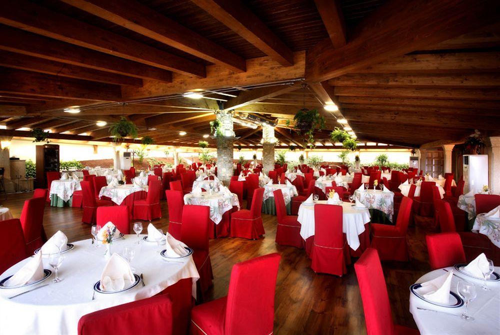 Complejo Aldeola Bed & Breakfast Malpica Luaran gambar