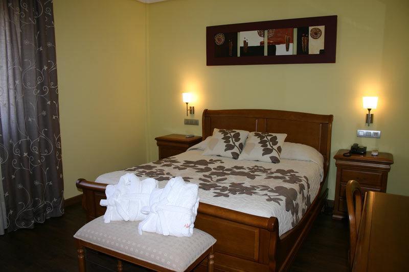 Complejo Aldeola Bed & Breakfast Malpica Luaran gambar